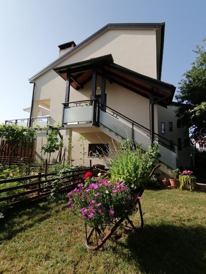 Apartment Jasna Porec Bagian luar foto