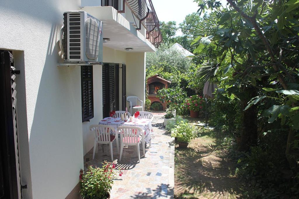 Apartment Jasna Porec Bagian luar foto